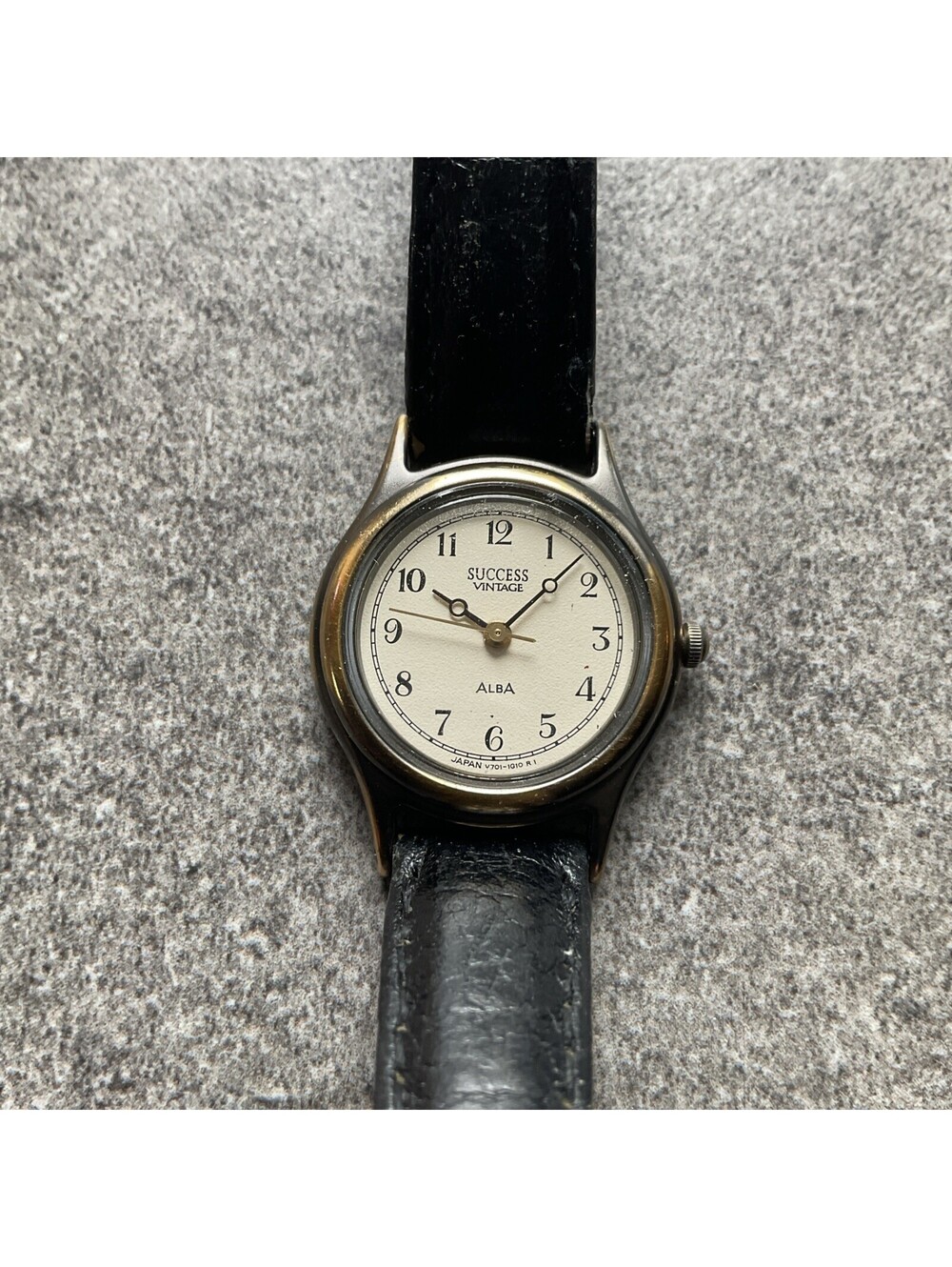 ALBA VINTAGE Women's Quartz Watch V701-1G10 23mm From Japan Bin B